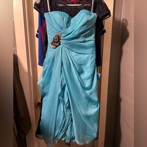 LOVE By ENZOANI Sapphire Size 4 NWT Dress